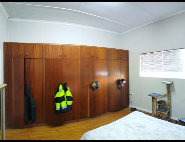 3 BEDROOM FREESTANDING FOR SALE IN UITENHAGE CENTRAL